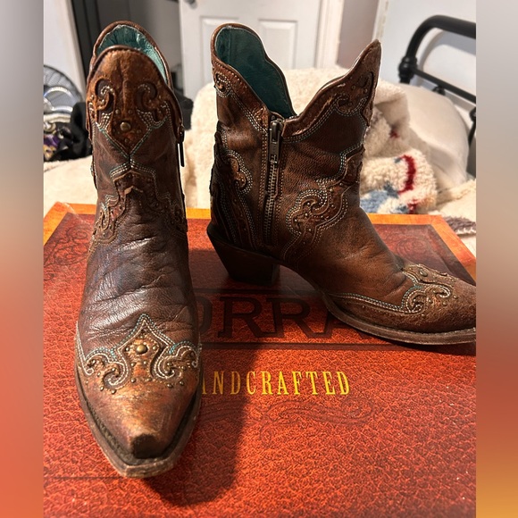 Corral Women's Brown Embroidered and Studded Snip Toe Bootie - Picture 2 of 6